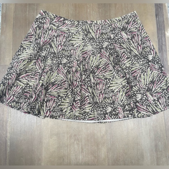 Kenneth Cole Green and Cream Patterned Skater Skirt - Picture 1 of 10